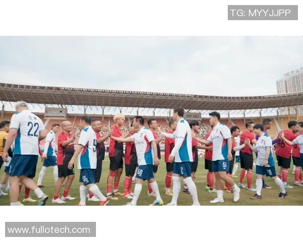 足球明星携手共舞高清图片展现激情与魅力的完美瞬间